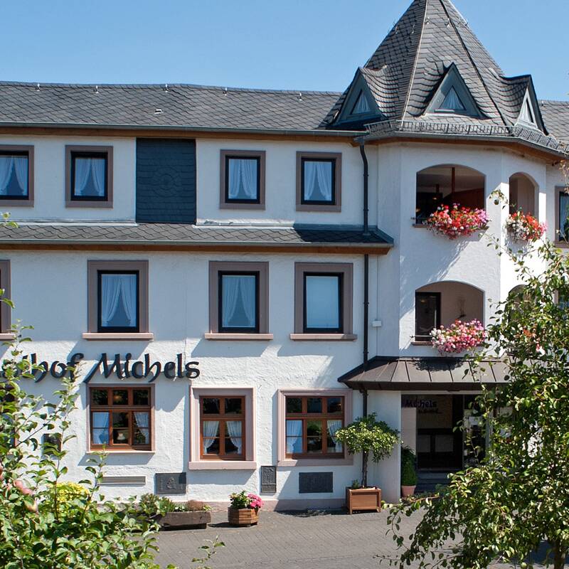 Kurzurlaub im Michels Wohlfühlhotel direkt im Gesundland Vulkaneifel