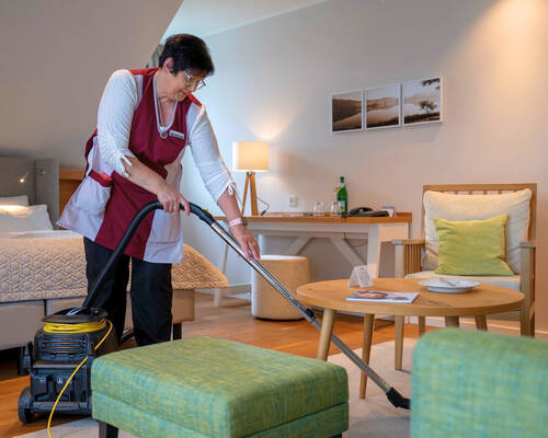 jobs/housekeeping-initiativ
