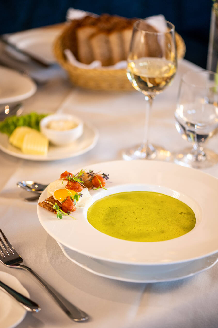 4-Gänge Menü mit einer Suppe als Vorspeise im Restaurant des Michels Wohlfühlhotels