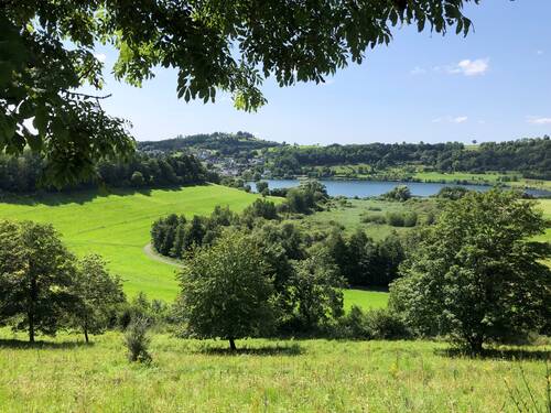 Wandertour an den Maaren der Vulkaneifel mit anschließender Erholung im Michels Wohlfühlhotel